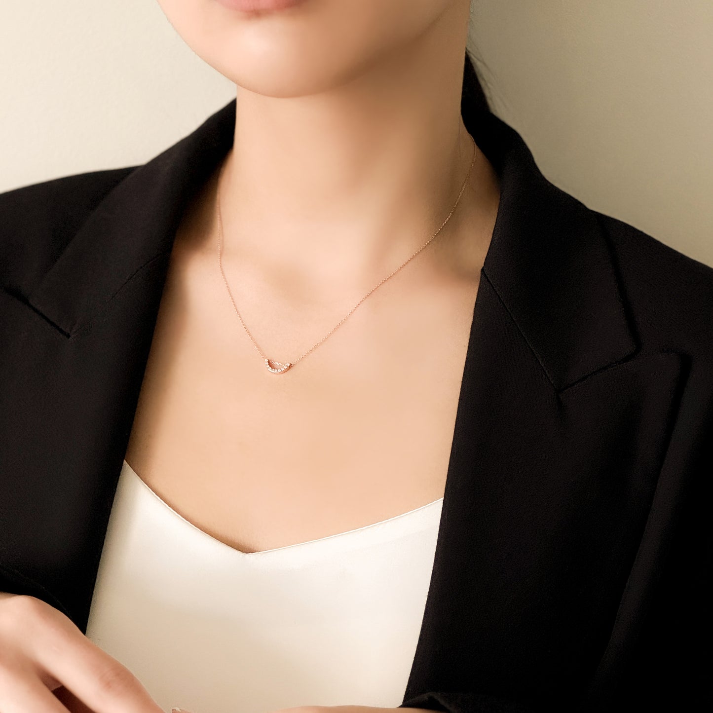 Luna Sparkle Necklace