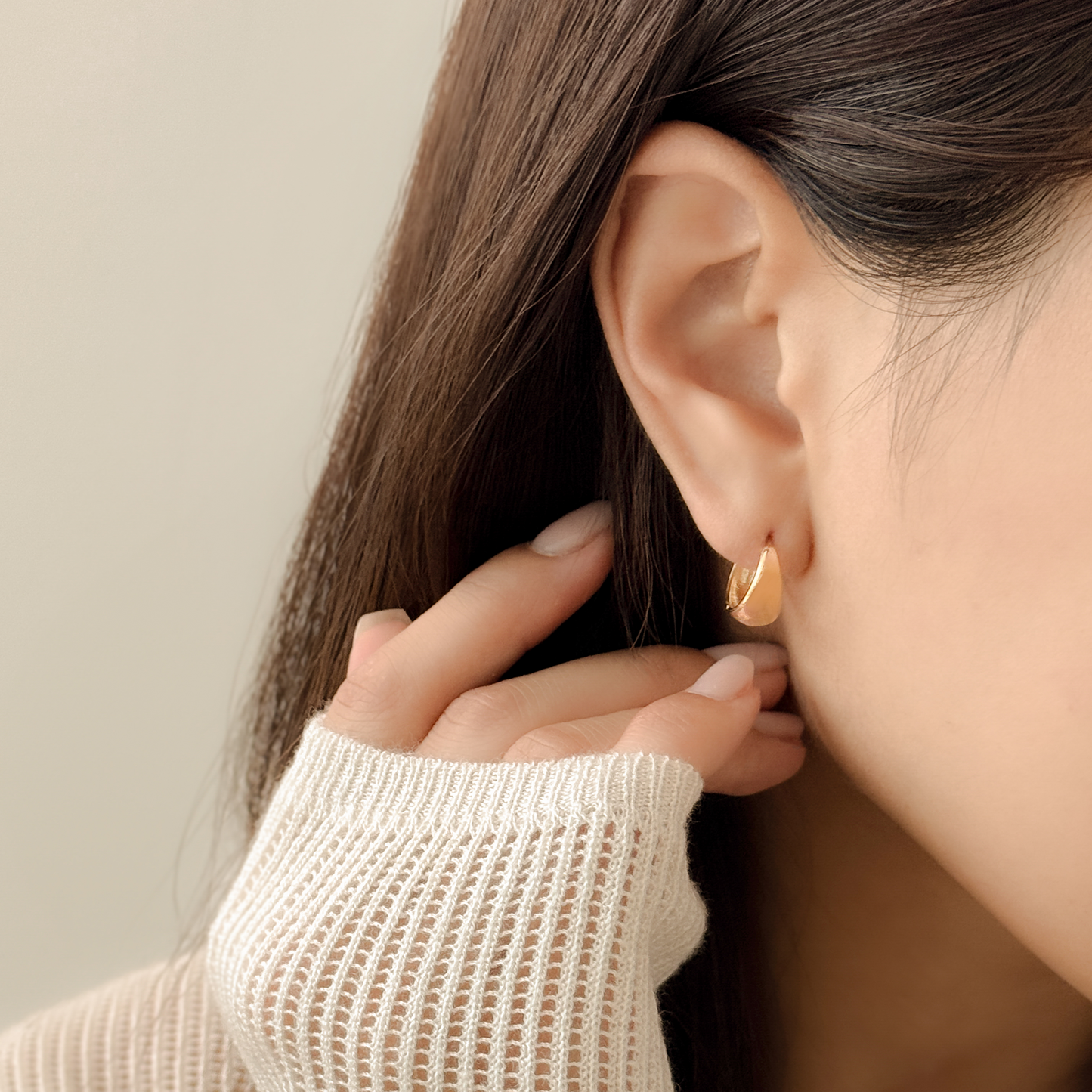 Tapered Hoop Earrings