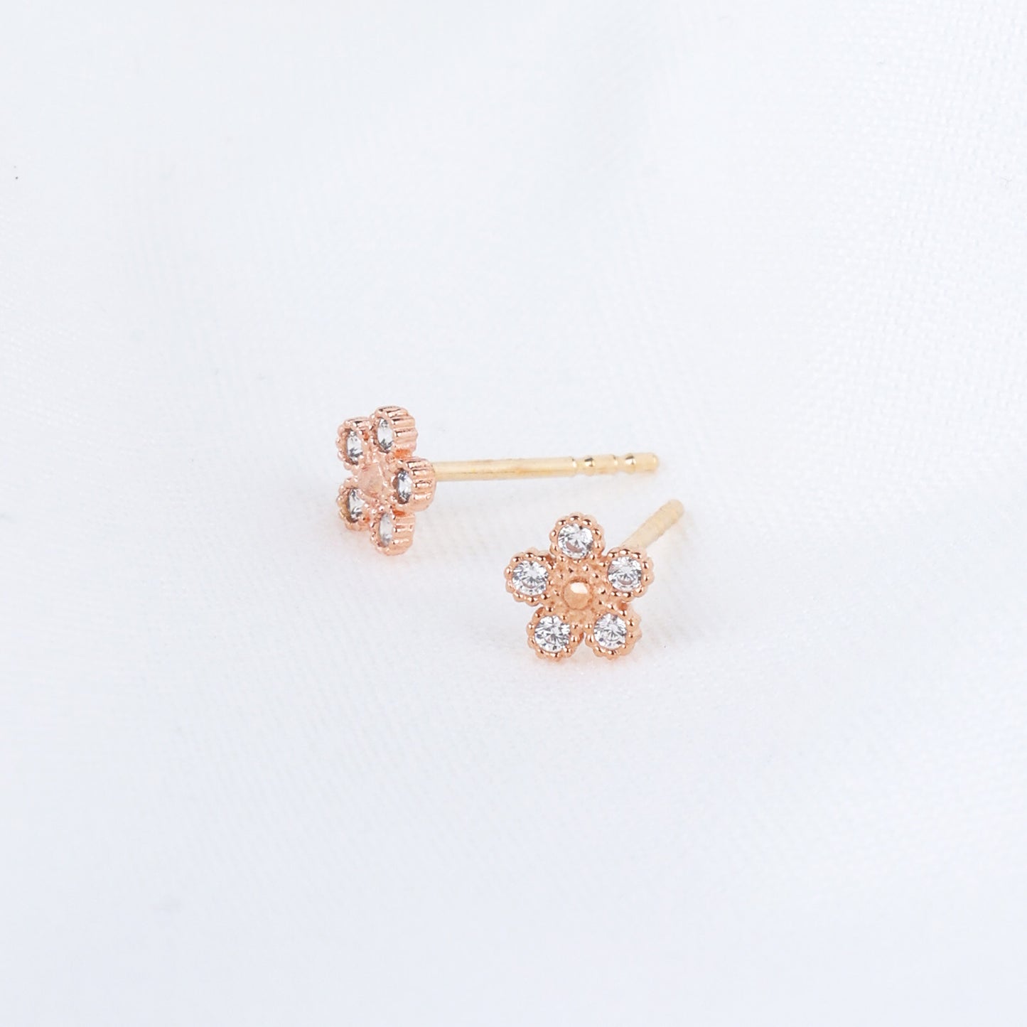 Petalia Mini Stud Earrings