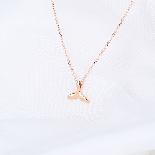 Whale Tail Necklace, Soft Curve