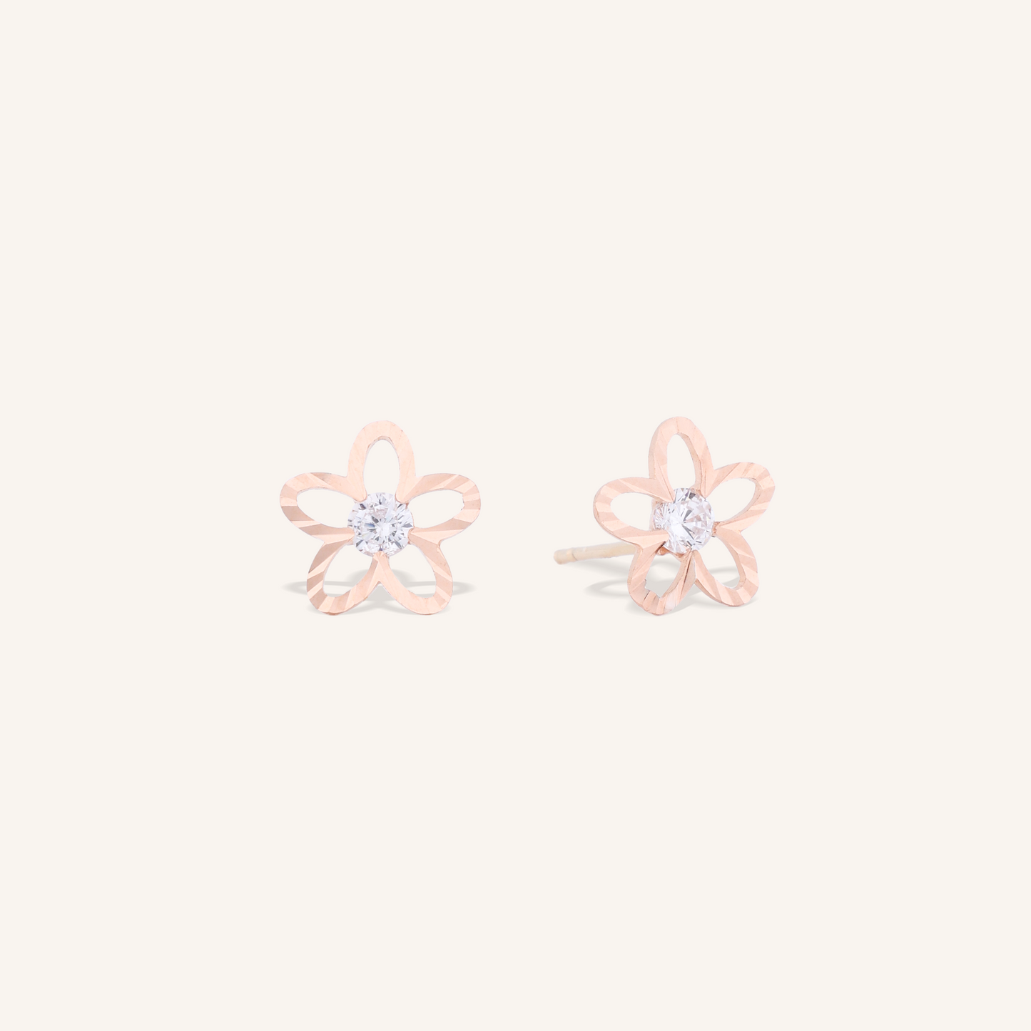 Bloom Shine Stud Earrings