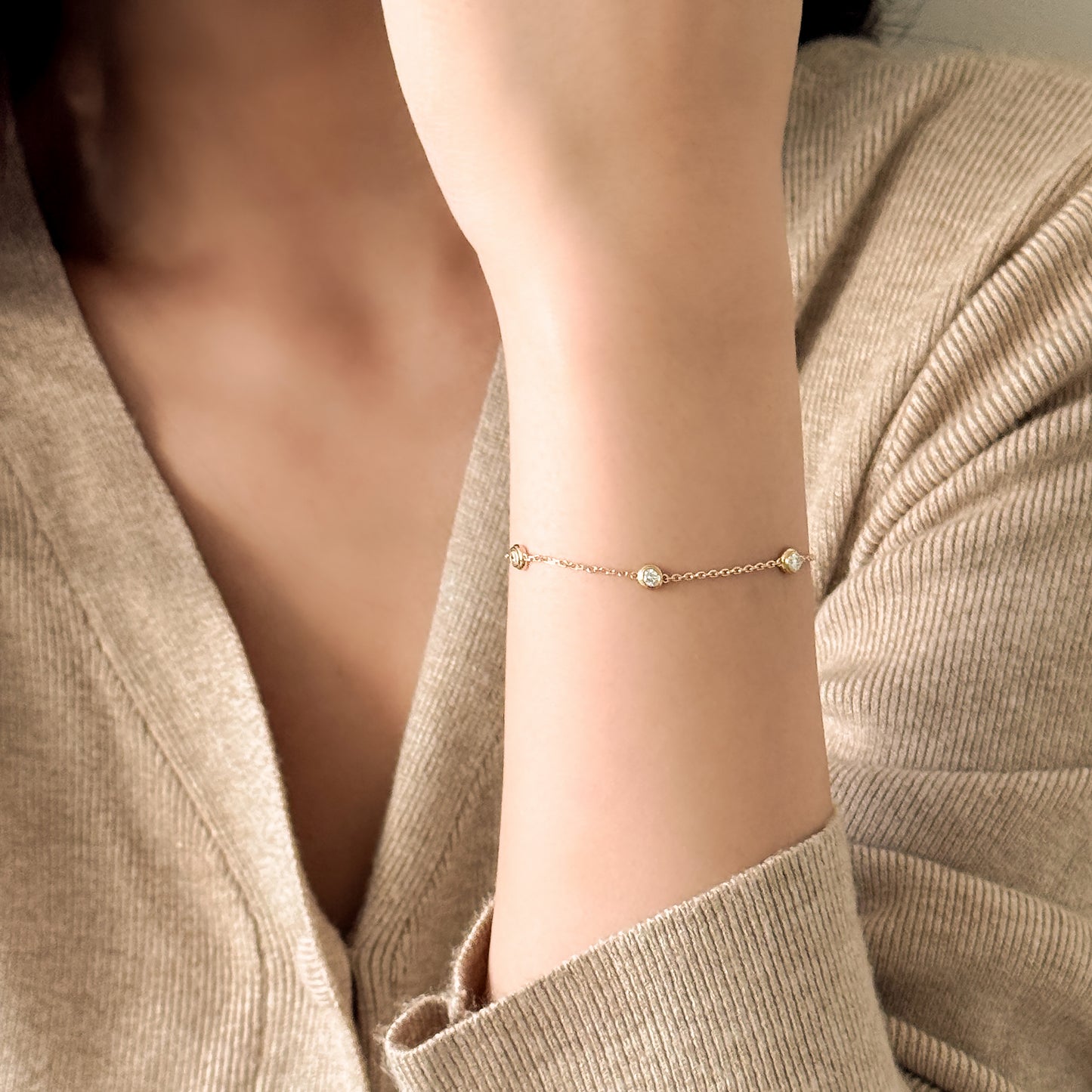 Lab Grown Diamond Bezel Bracelet, 5 Stones