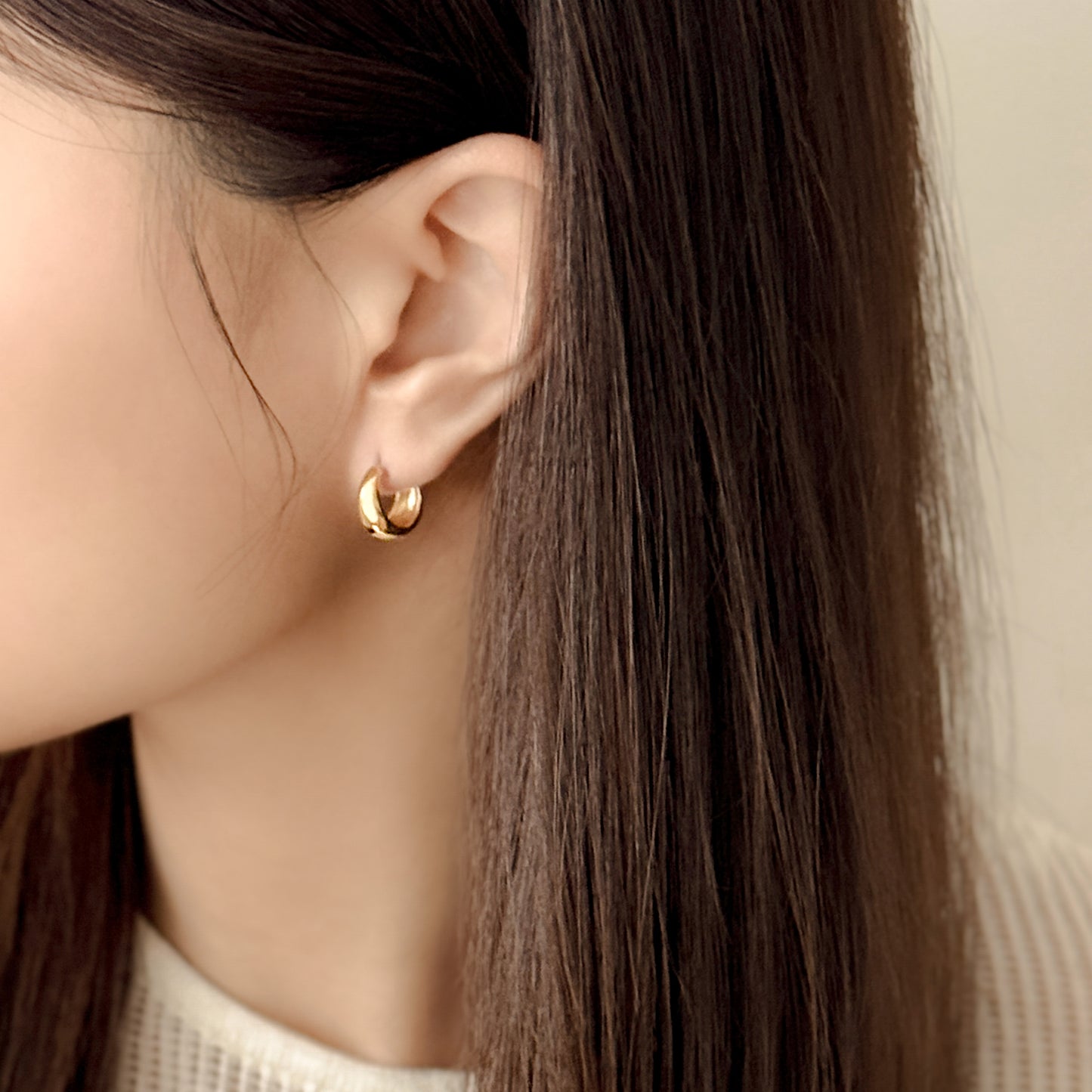 Tapered Hoop Earrings