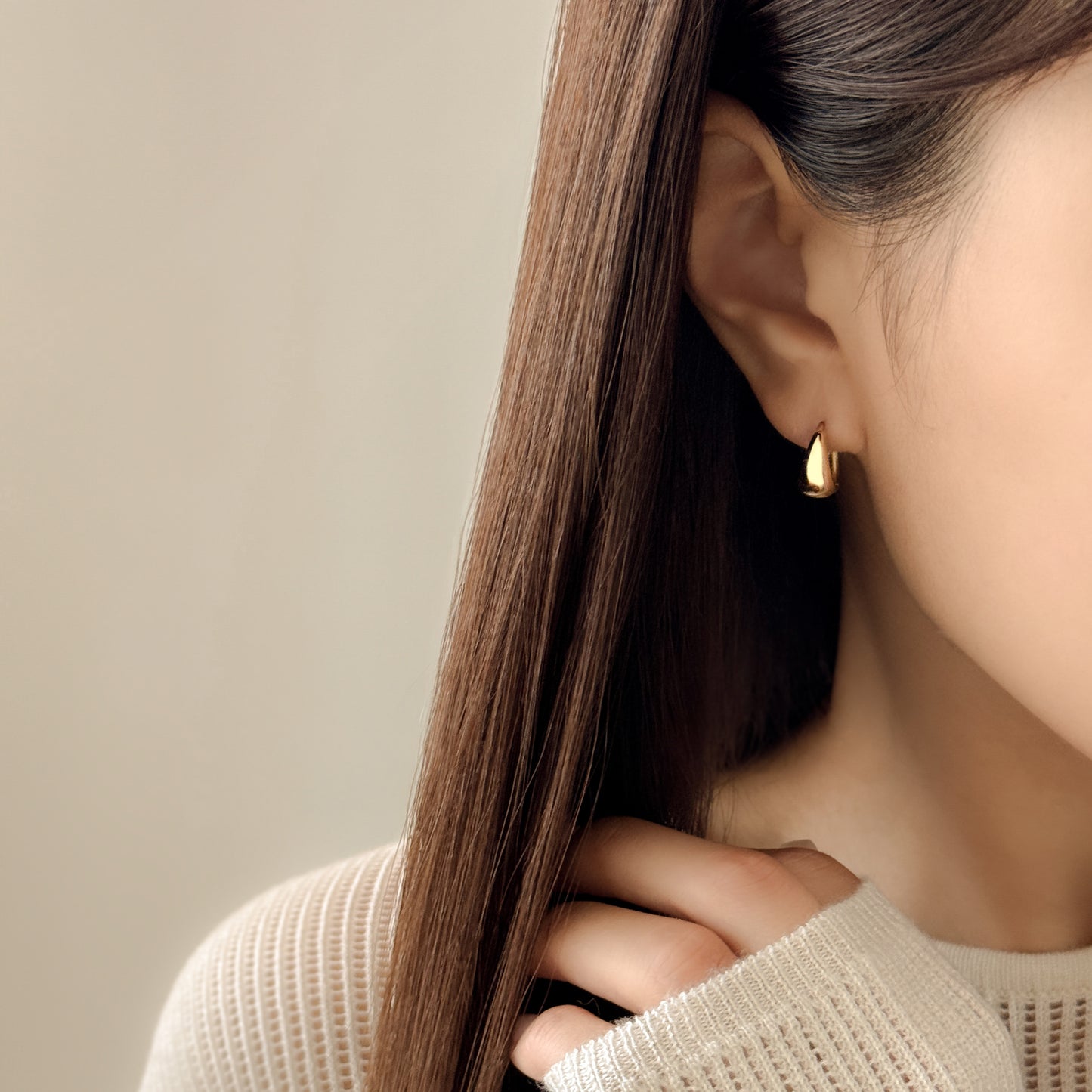 Tapered Hoop Earrings