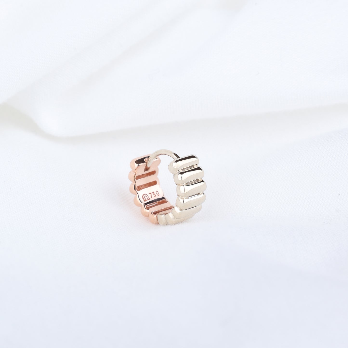 Reversible Two Tone Ribbed Huggie Hoop Earrings