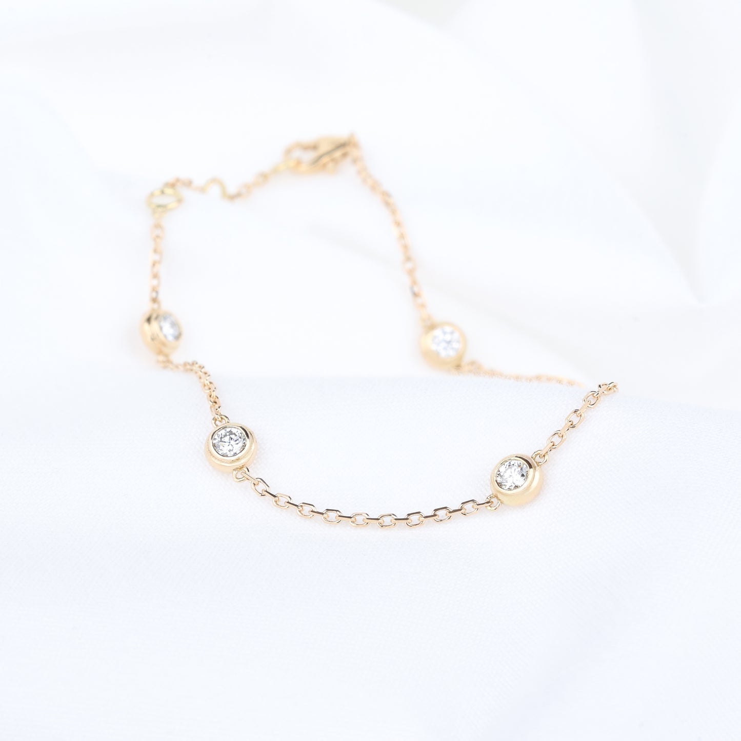 Lab Grown Diamond Bezel Bracelet, 5 Stones