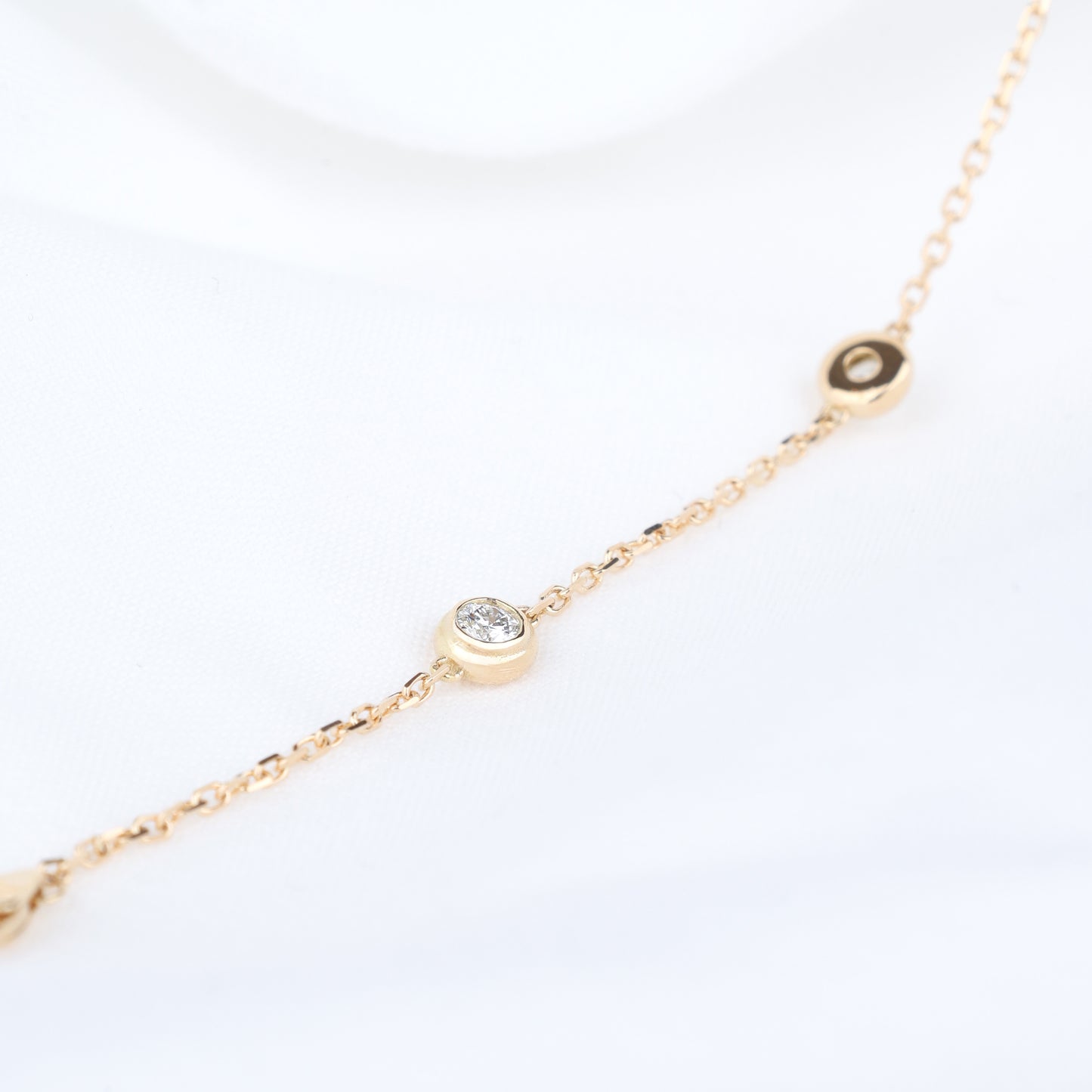 Lab Grown Diamond Bezel Bracelet, 5 Stones