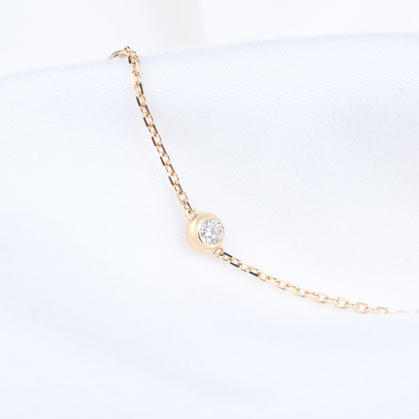 Lab Grown Diamond Bezel Bracelet, 5 Stones