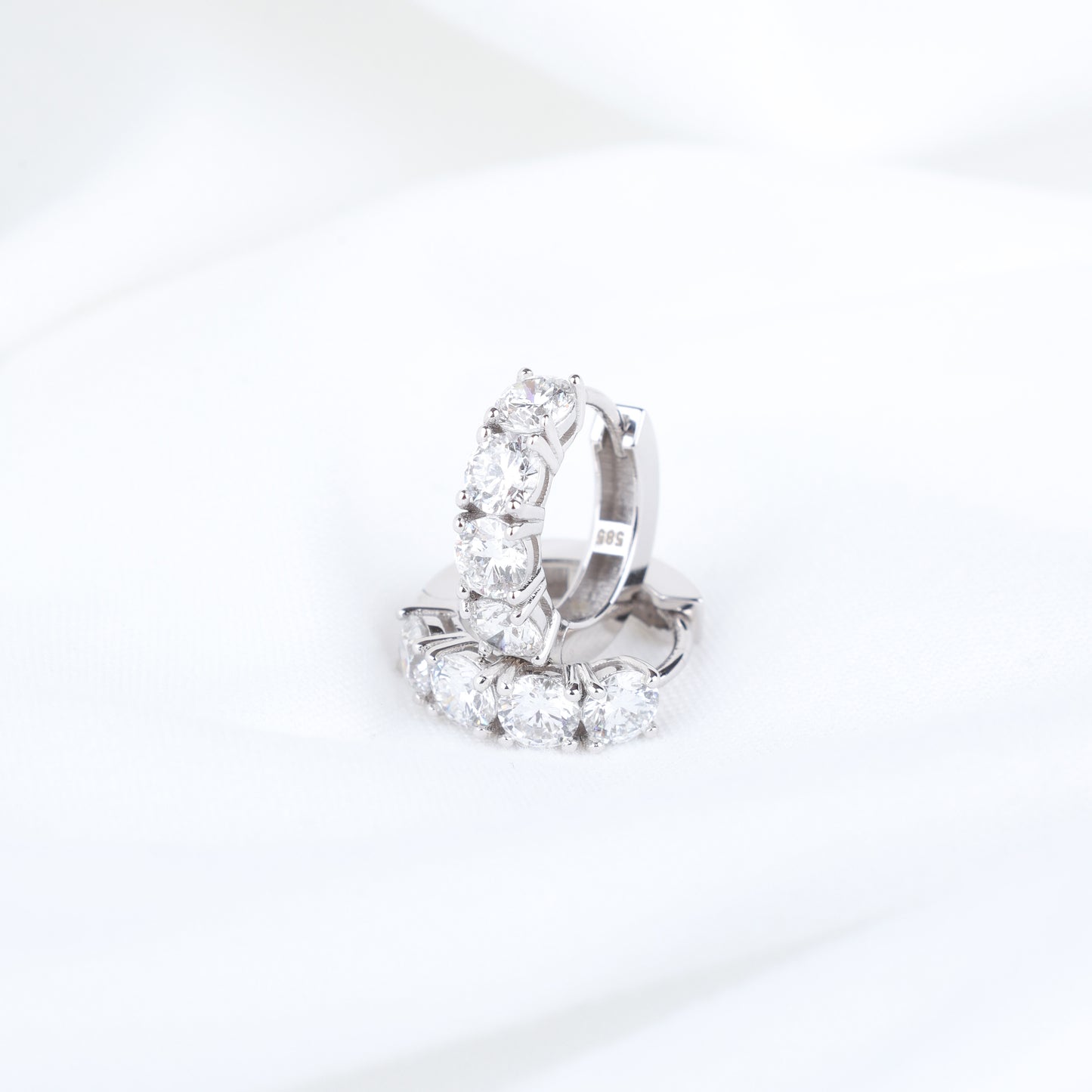 1.6 CTW Lab Grown Diamond Hoop Earrings